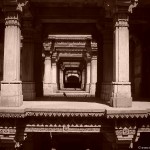 A trip to Adalaj stepwell a.k.a how not to visit Lothal