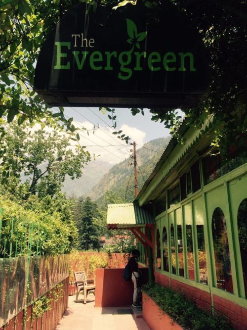 evergreen cafe kasol