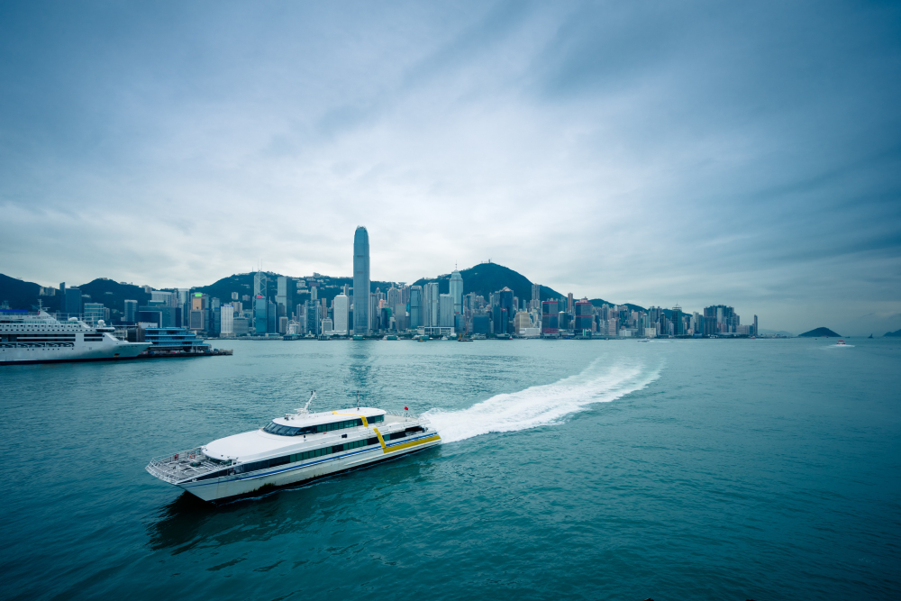 The Advantages of Exploring Hong Kong by Yacht: What You Must Know